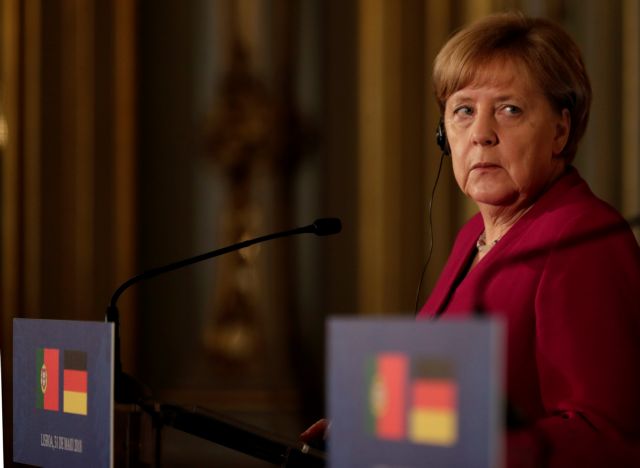 Μέρκελ: Αλληλεγγύη ναι, ένωση χρέους όχι