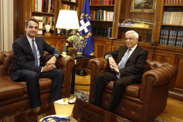 Την Τετάρτη η συνάντηση Μητσοτάκη με Παυλόπουλο