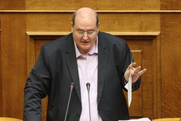 Πυρά από τον Νίκο Φίλη για το πολυνομοσχέδιο