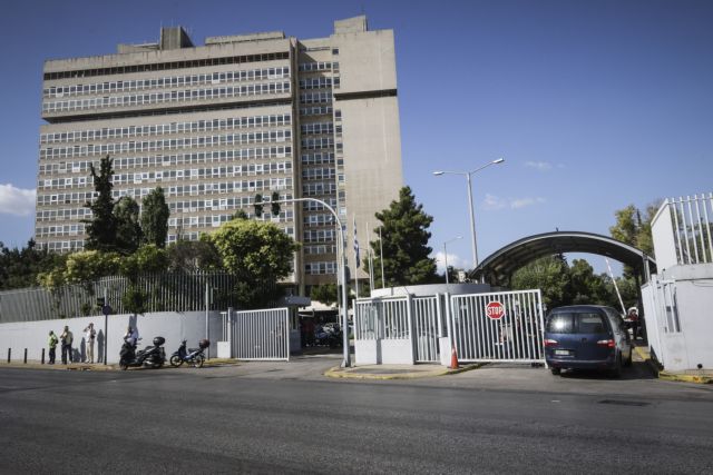 Πολιτική αντιπαράθεση με φόντο τη νέα επίθεση του Ρουβίκωνα