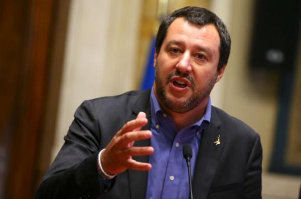 Σαλβίνι: «Όχι» στο εμπόριο ανθρώπων – Αιχμές για Ισπανία, Γαλλία