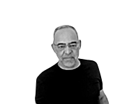 Κώστας Τσαχάκης