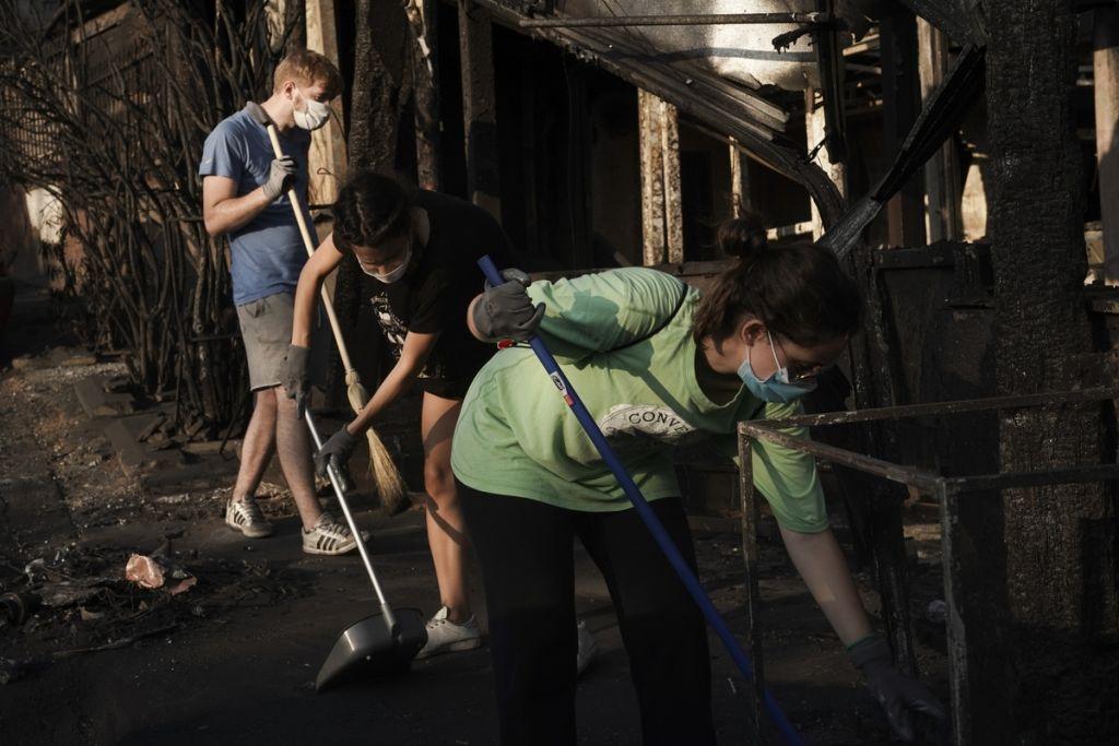 Συνεργασία ΕΜΠ – ΥΠΕΝ για την αποκατάσταση των ζημιών της πυρκαγιάς
