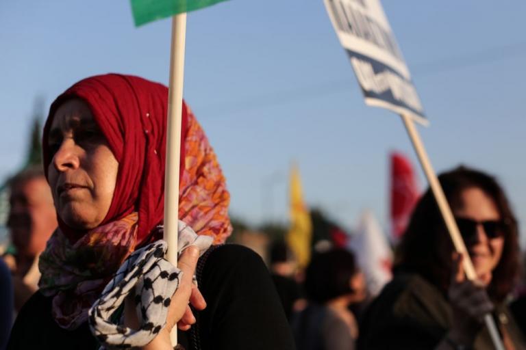 Γάζα: Τρεις Παλαιστίνιοι έπεσαν νεκροί από βομβαρδισμούς