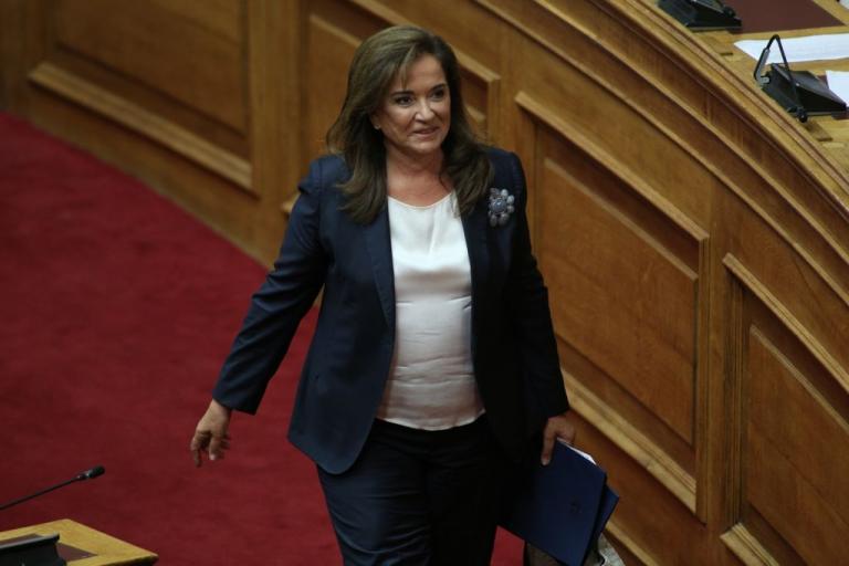 Η Ντόρα, ο Καμμένος και το κατώφλι της γελοιότητας