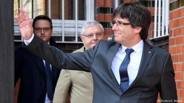 Πουτζδεμόντ : Αποσχιστής εκ Γερμανίας