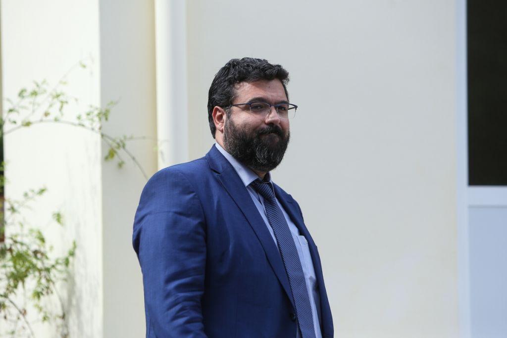 Ο μήνας που κράτησε μια μέρα