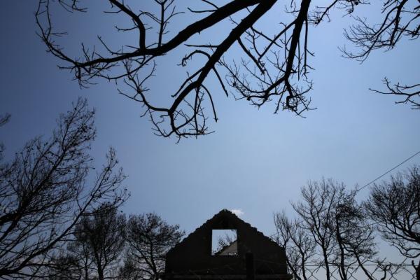 Μάτι : Εφιαλτικό παραμένει μια βδομάδα μετά το τοπίο