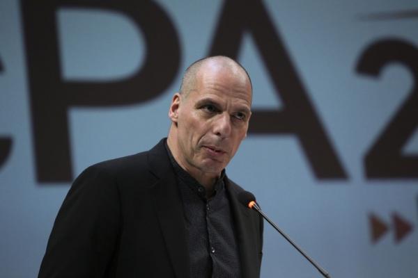 Βαρουφάκης: Γιορτή της Δημοκρατίας η 5η Ιουλίου