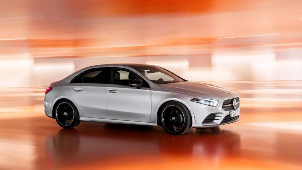 Mercedes-Benz A-Class Sedan: Αεροδυναμική κομψότητα σε 4 πόρτες