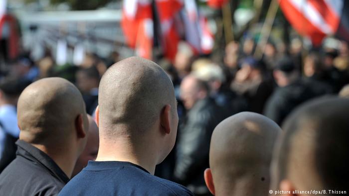 25.000 άτομα στις «λίστες εχθρών» της γερμανικής ακροδεξιάς