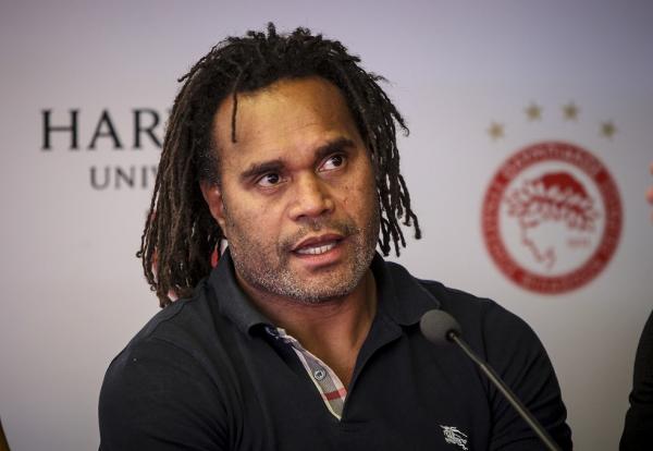 Καρεμπέ : Δεν θέλουμε πόλεμο με τη Σπόρτινγκ, θα βρούμε λύση για τον Ποντένσε