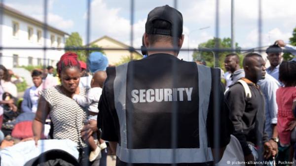 Νέα αμφιλεγόμενα κέντρα ασύλου στη Βαυαρία