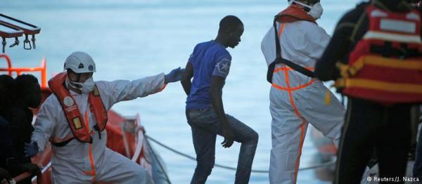 Οι πρόσφυγες στρέφονται προς την Ισπανία