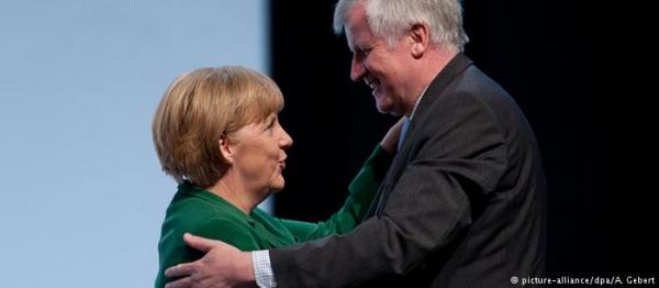 «Η Μέρκελ έβαλε την Ευρώπη πάνω από την CSU»