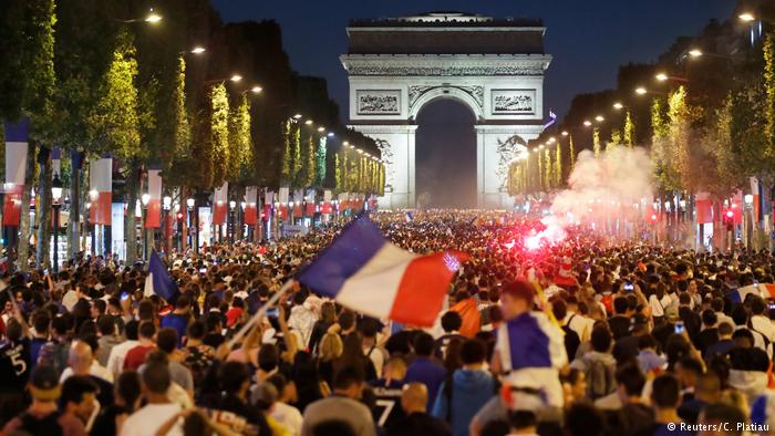 Η Γαλλία έτοιμη να ξαναγράψει ιστορία