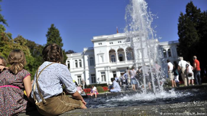 Oι πόλεις πρέπει να προσαρμοστούν στους καύσωνες