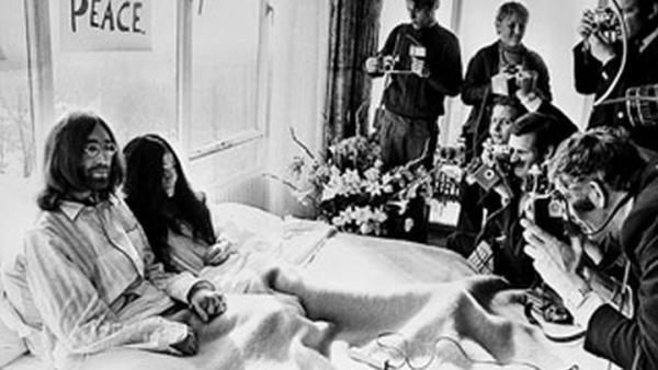 Give Peace a Chance: Πώς γράφτηκε ο ύμνος της ειρήνης από τον Τζον Λένον