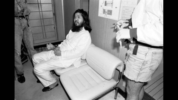 Σ.Ασαχάρα: Εκτελέστηκε ο γκουρού της σέκτας που έκανε τη φονική επίθεση με αέριο το 1995