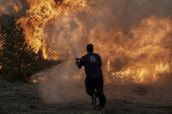 ΠΑΕ Ολυμπιακός για τις πυρκαγιές : Οι προσευχές μας γι’ αυτούς που δοκιμάζονται