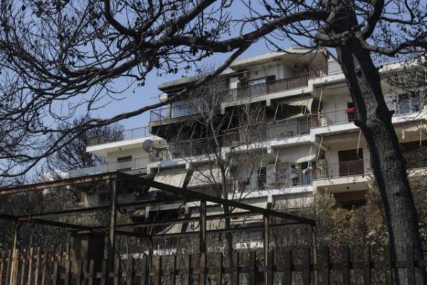 Μάτι : Η επόμενη μέρα στο σπίτι του κατοίκου που τον κύκλωσε η φωτιά