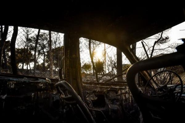 Μάτι : Συγκλονιστικό βίντεο που κόβει την ανάσα