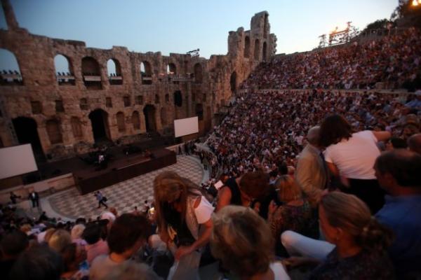 Στο Ηρώδειο η Φιλαρμονική της Βαρσοβίας με τον Μπόρις Μπερεζόβσκι