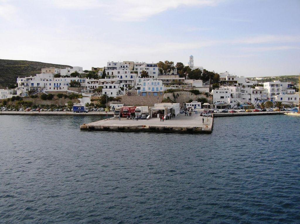 Λουόμενος βρήκε ανθρώπινα οστά σε παραλία της Μήλου