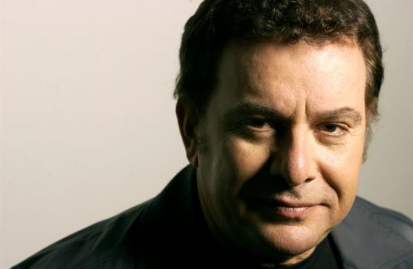 Σε επέμβαση bypass υπεβλήθη ο Μανώλης Μητσιάς