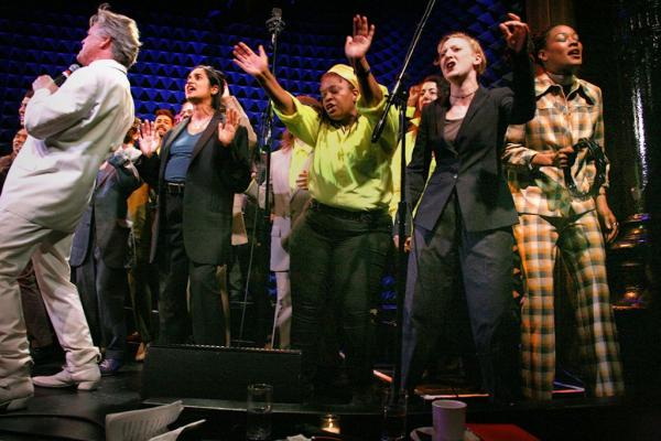 Ο Reverend Billy σε ένα ξεχωριστό κήρυγμα για τον Τραμπ στην Αγγλικανική Εκκλησία