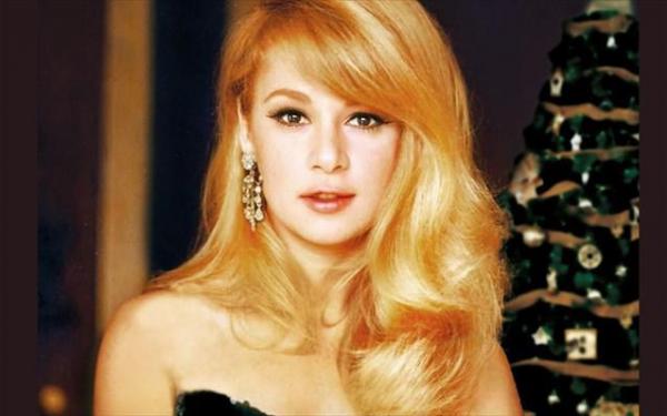 Αλίκη Βουγιουκλάκη: Οι 19 κορυφαίες ταινίες της αγαπημένης ηθοποιού