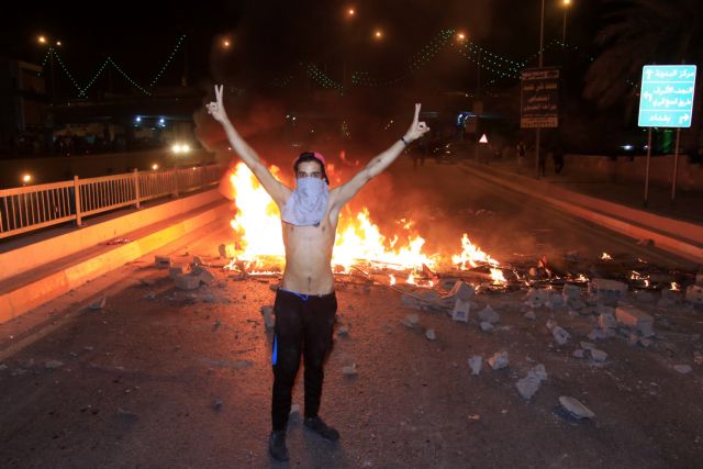 Στους οκτώ οι νεκροί από τις διαδηλώσεις στο νότιο Ιράκ