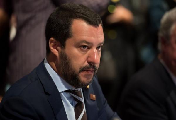 Η κόντρα Σαβιάνο με Σαλβίνι μοναδική… αντιπολίτευση στην Ιταλία