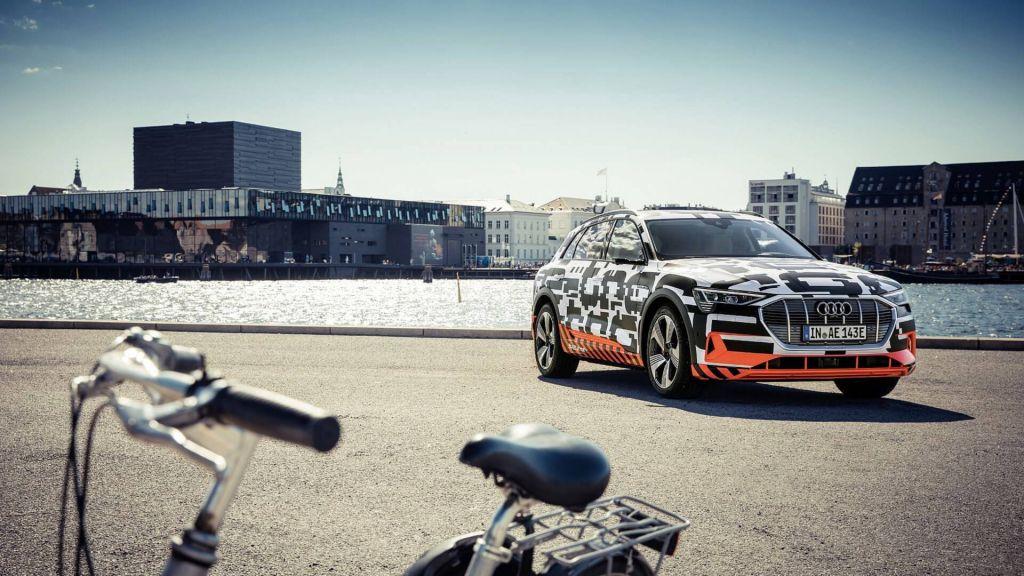 Audi E-Tron: Πρεμιέρα στις 17 Σεπτεμβρίου