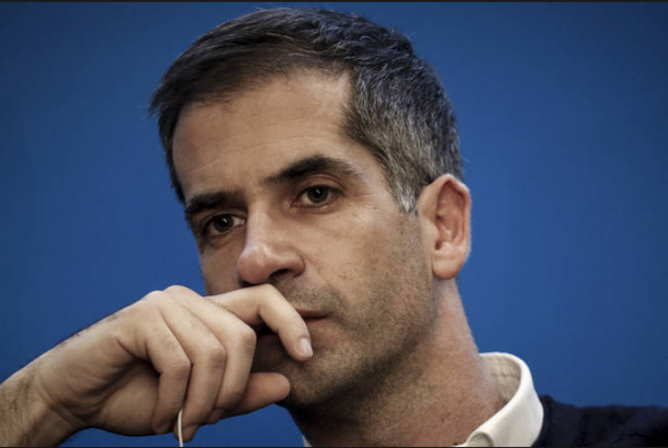 Κώστας Μπακογιάννης: Τώρα είναι η ώρα της σιωπής και της αλληλεγγύης