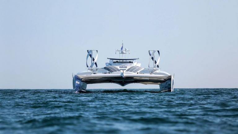 Υδρογόνο και υγρό στοιχείο δια χειρός Toyota