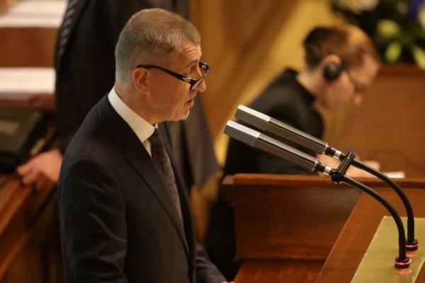 Τσεχία: Ψήφος εμπιστοσύνης στον μεγιστάνα από τους κομμουνιστές