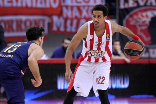 Στη Μάλαγα συνεχίζει ο Ρόμπερτς