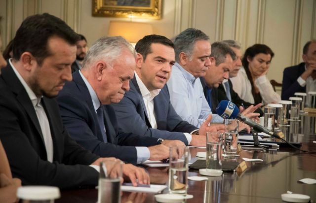 Four days after wildfire disaster, Tsipras assumes political responsibility