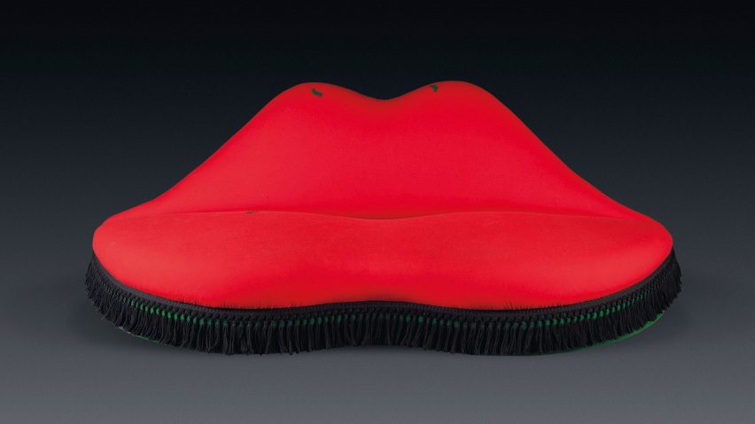 Τα «κόκκινα χείλη» του Νταλί ανήκουν πια στο μουσείο V&A