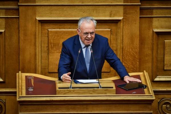 Δραγασάκης : Να ενισχυθεί η δυναμική για επενδύσεις