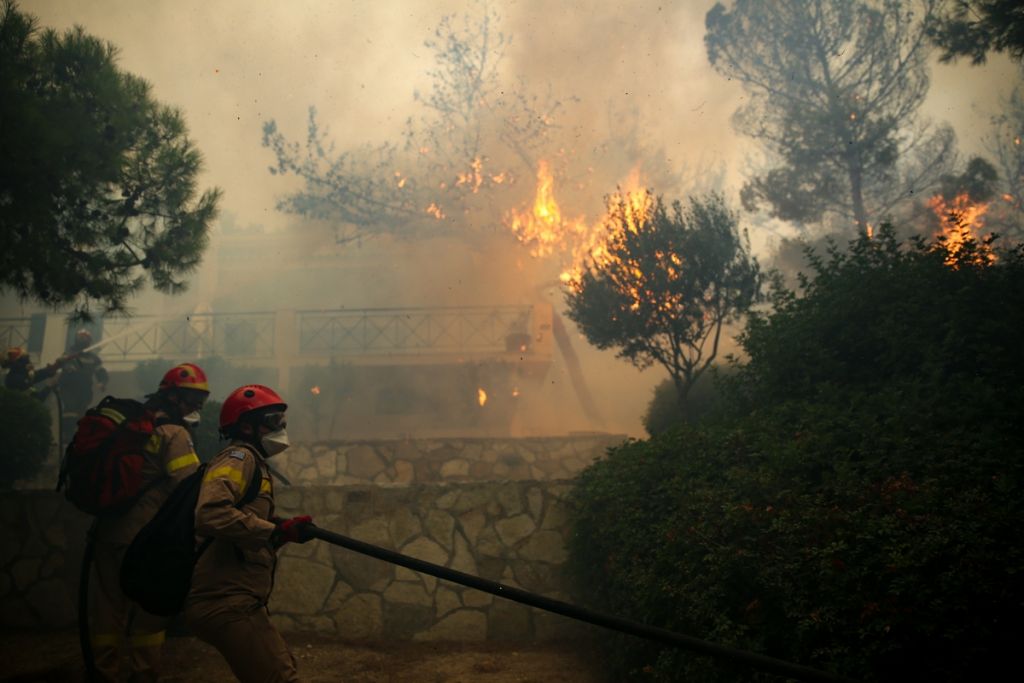 Ανατριχιαστική μαρτυρία : Πώς σωθήκαμε από τις φλόγες που μας κύκλωσαν