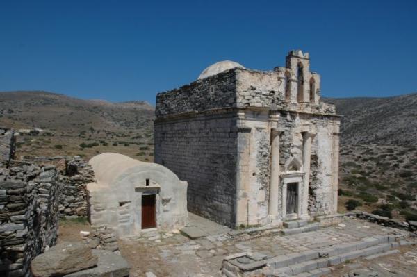 Ασύλητος τάφος επιφανούς γυναίκας ήρθε στο φως στη Σίκινο