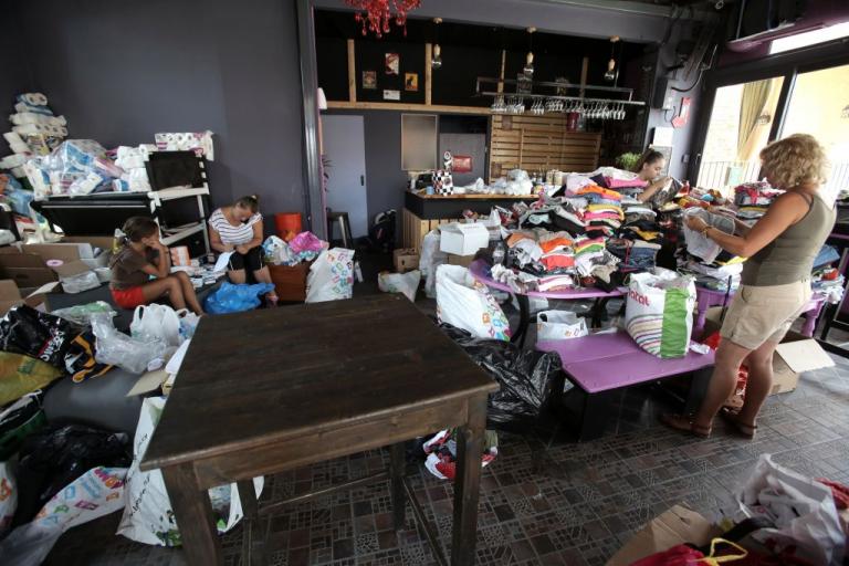 Μεγάλη προσέλευση εθελοντών για την παροχή βοήθειας στους πυρόπληκτους