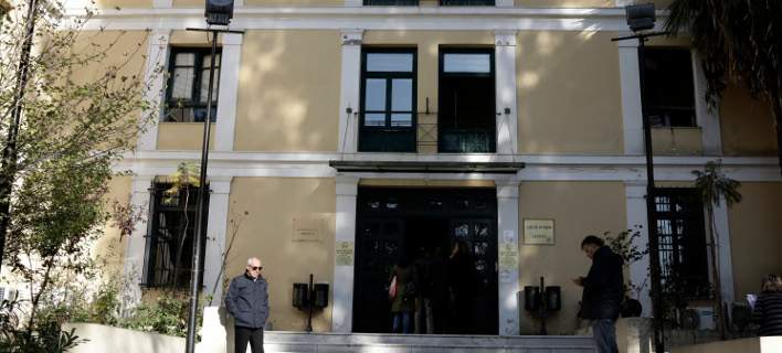 Ελεγχόμενη έκρηξη στο ύποπτο αντικείμενο στην Ευελπίδων