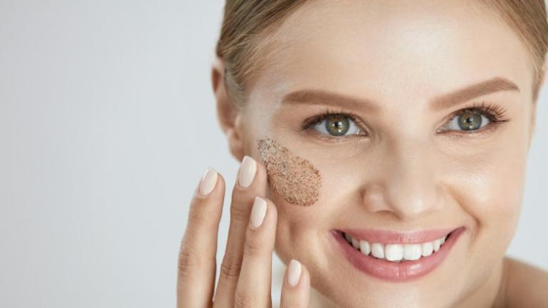 Μάσκα με κακάο για λαμπερό δέρμα