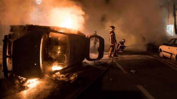 Γαλλία: Συνεχίστηκαν για δεύτερη νύχτα τα επεισόδια στη Νάντη
