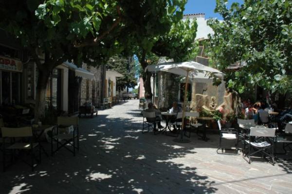 Ξένες τηλεοπτικές παραγωγές προβάλλουν την Ελλάδα στο εξωτερικό