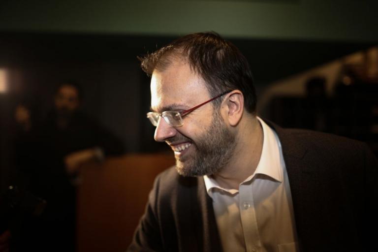 Θεοχαρόπουλος: Παραιτηθείτε τώρα