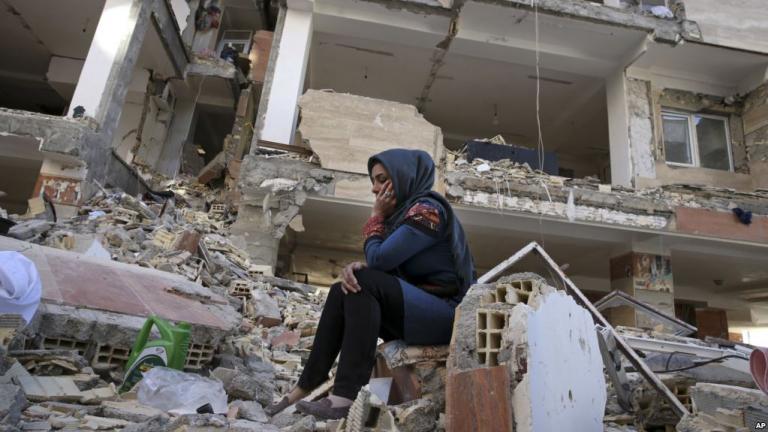 Τρέμει η γη στο Ιράν : 287 τραυματίες από σεισμική δόνηση 5,9 Ρίχτερ